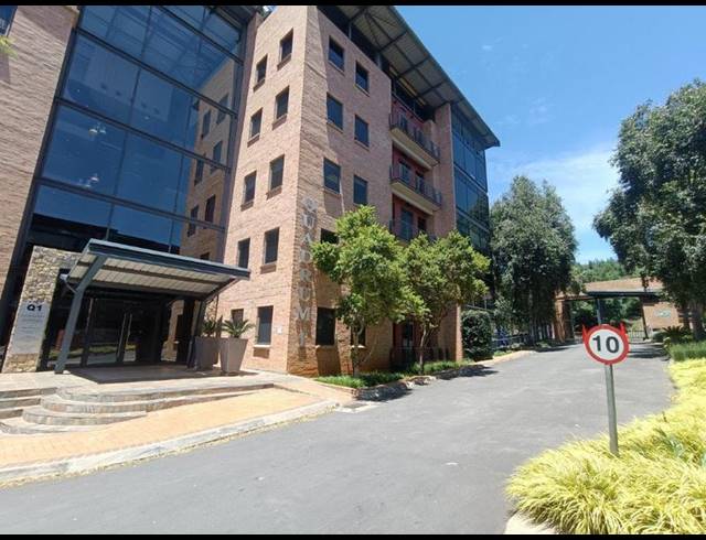BUSINESS PROPERTY TO RENT IN CONSTANTIA KLOOF